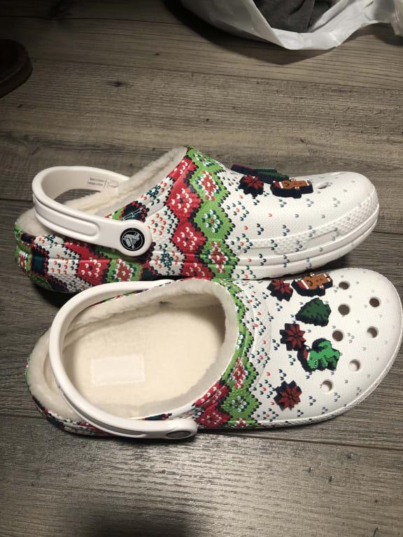 Сабо Crocs Classic Lined Holiday Charm р. W8/EUR 38-39 White/Multi (10856961) - фото 11