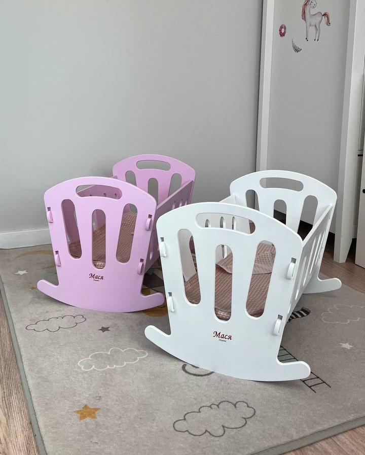 Игрушка кроватка-люлька с постельным бельем Розовый - фото 2 Игрушка кроватка-люлька с постельным бельем Розовый - фото 2