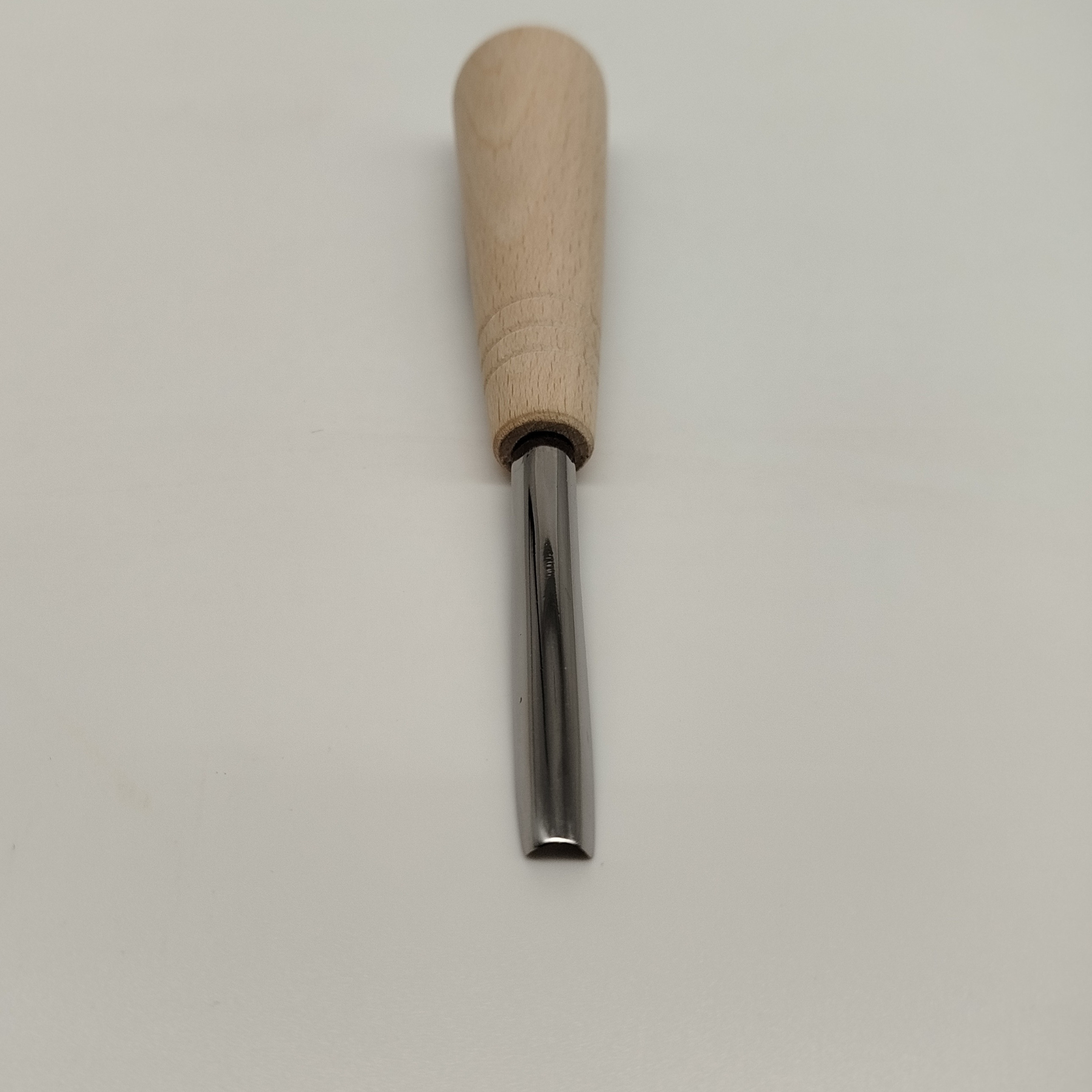 Стамеска полукруглая для подробной работы при резьбе по дереву 10х50х4х160 мм (33740006) Стамеска полукруглая для подробной работы при резьбе по дереву 10х50х4х160 мм (33740006)