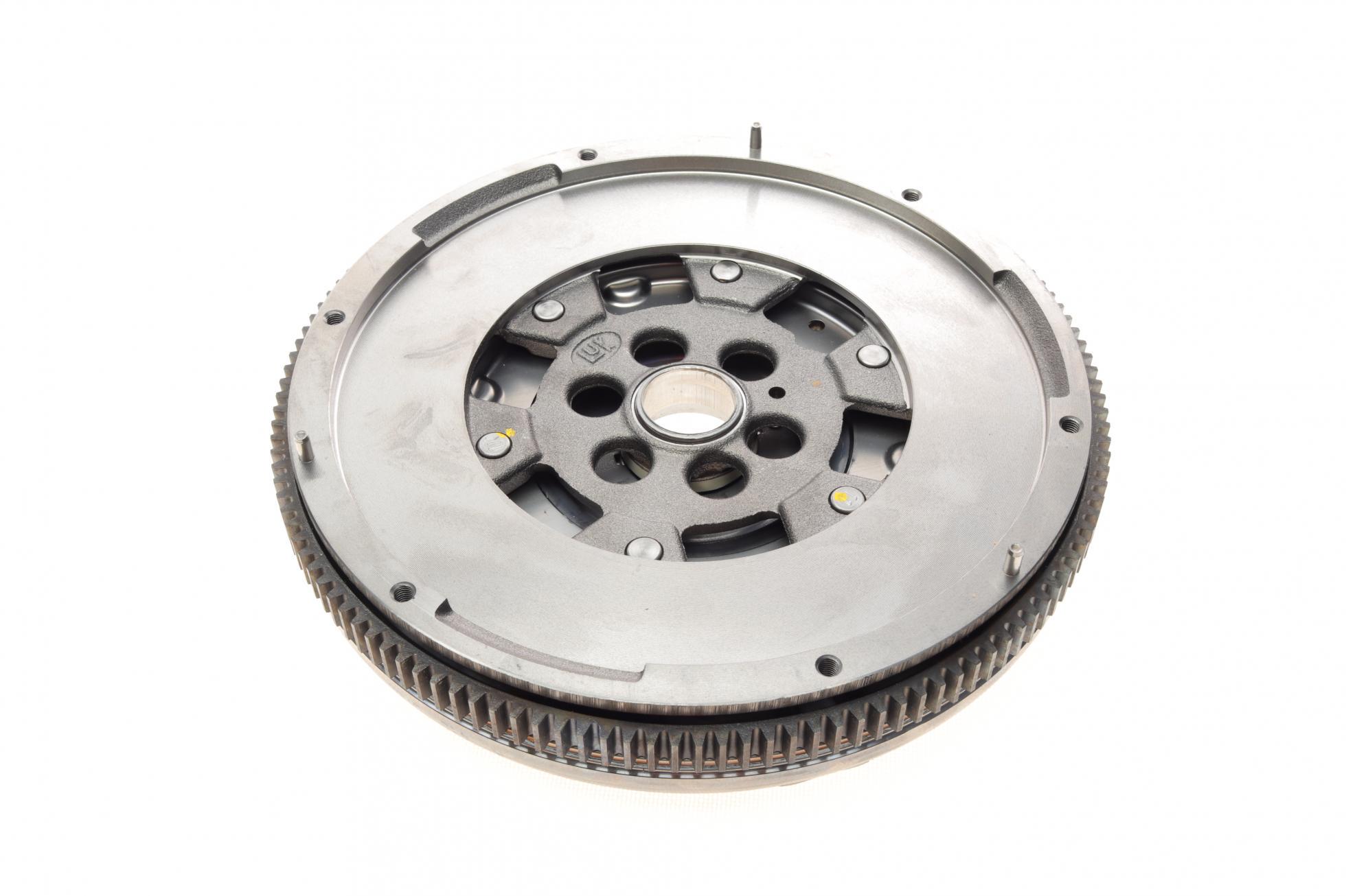 Маховик LUK 415 0702 10