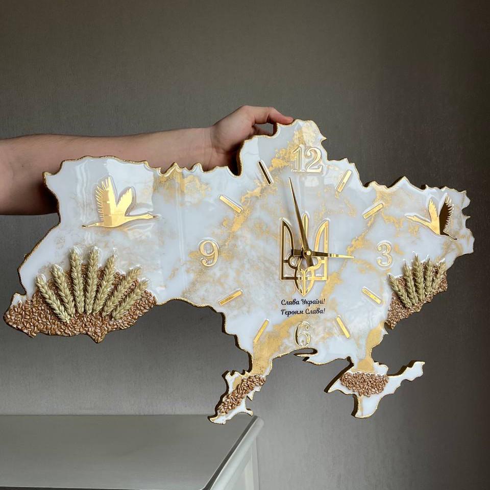 Часы настенные из эпоксидной смолы Карта Украины 90х57 см
