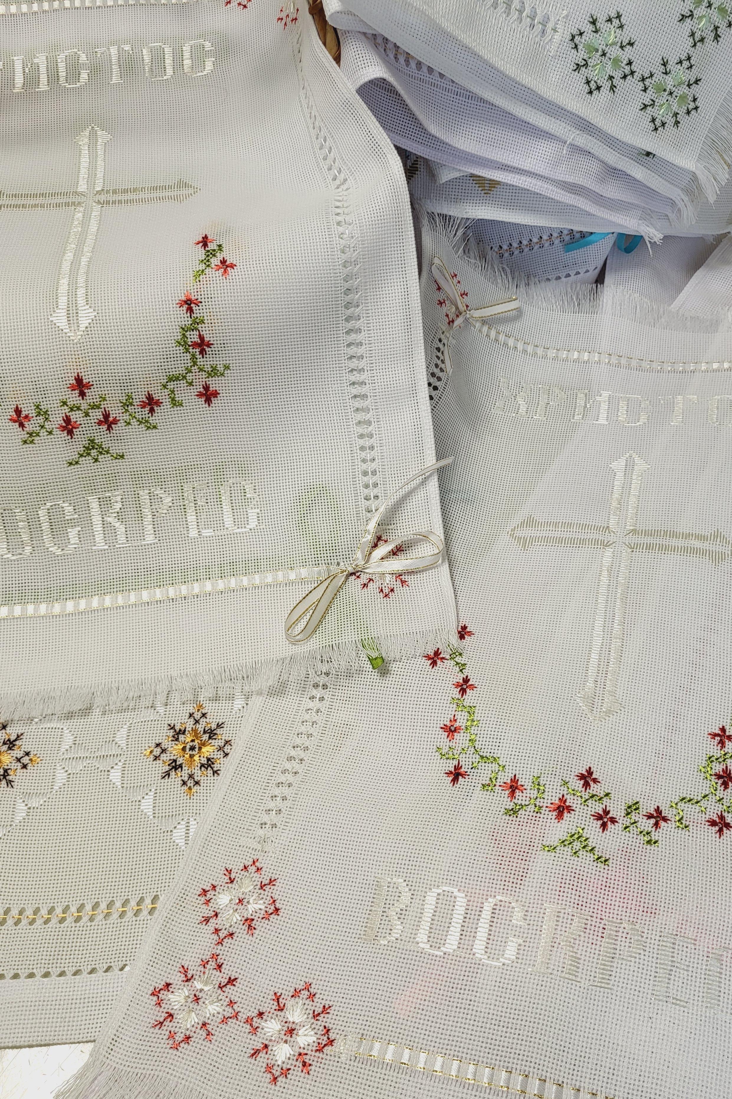 Салфетка-полотенце вышитая на пасхальную корзину ручная вышивка (Арт-054чер) - фото 3 Салфетка-полотенце вышитая на пасхальную корзину ручная вышивка (Арт-054чер) - фото 3