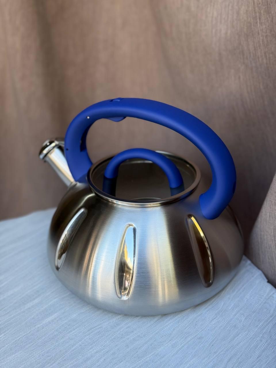 Чайник со свистком Unique из нержавеющей стали 3л Синий (UN-5303) - фото 2 Чайник со свистком Unique из нержавеющей стали 3л Синий (UN-5303) - фото 2
