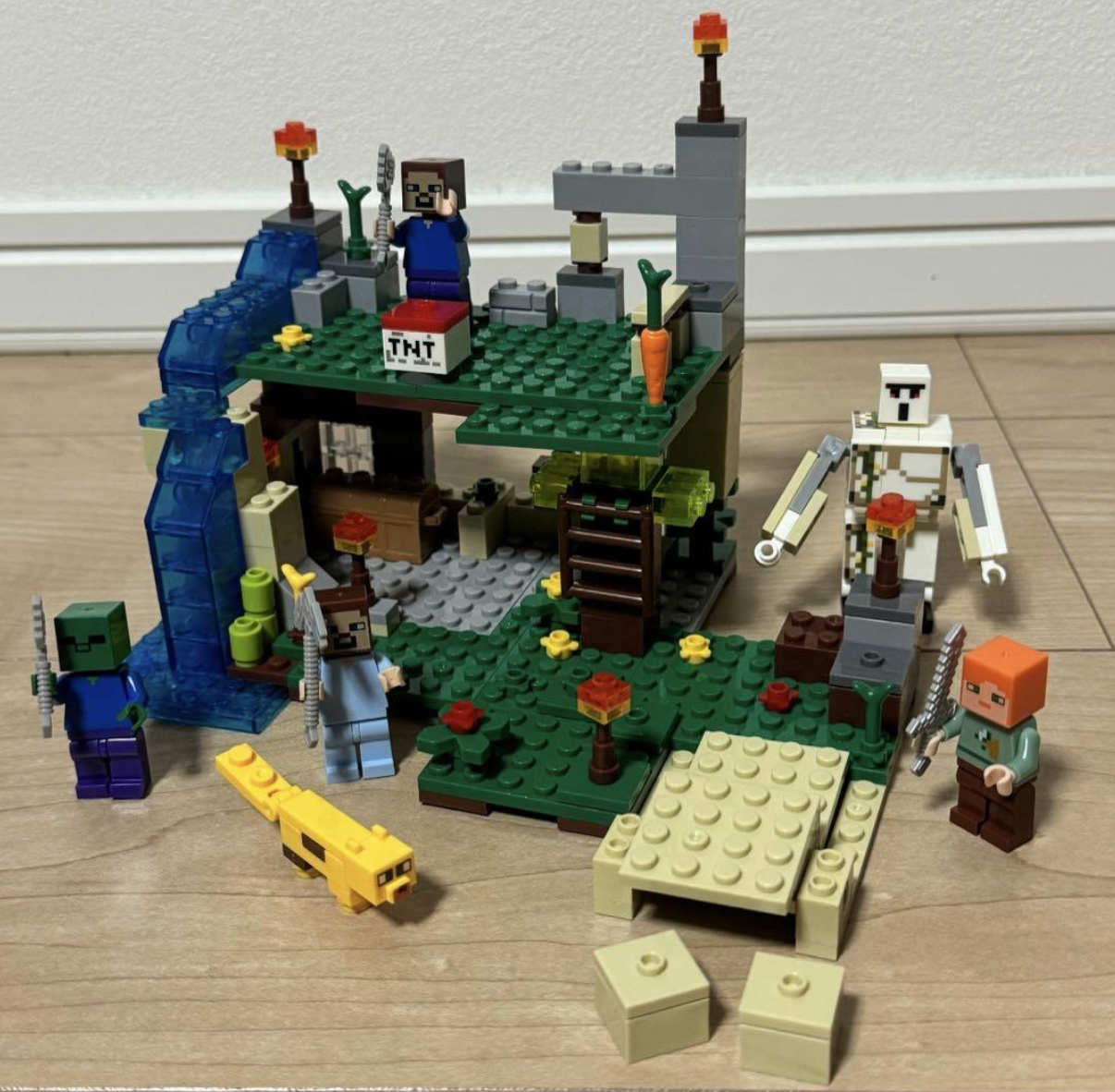 Конструктор My World Скеля біля водоспаду 310 деталей (SJ81005) - фото 3 Конструктор My World Скеля біля водоспаду 310 деталей (SJ81005) - фото 3