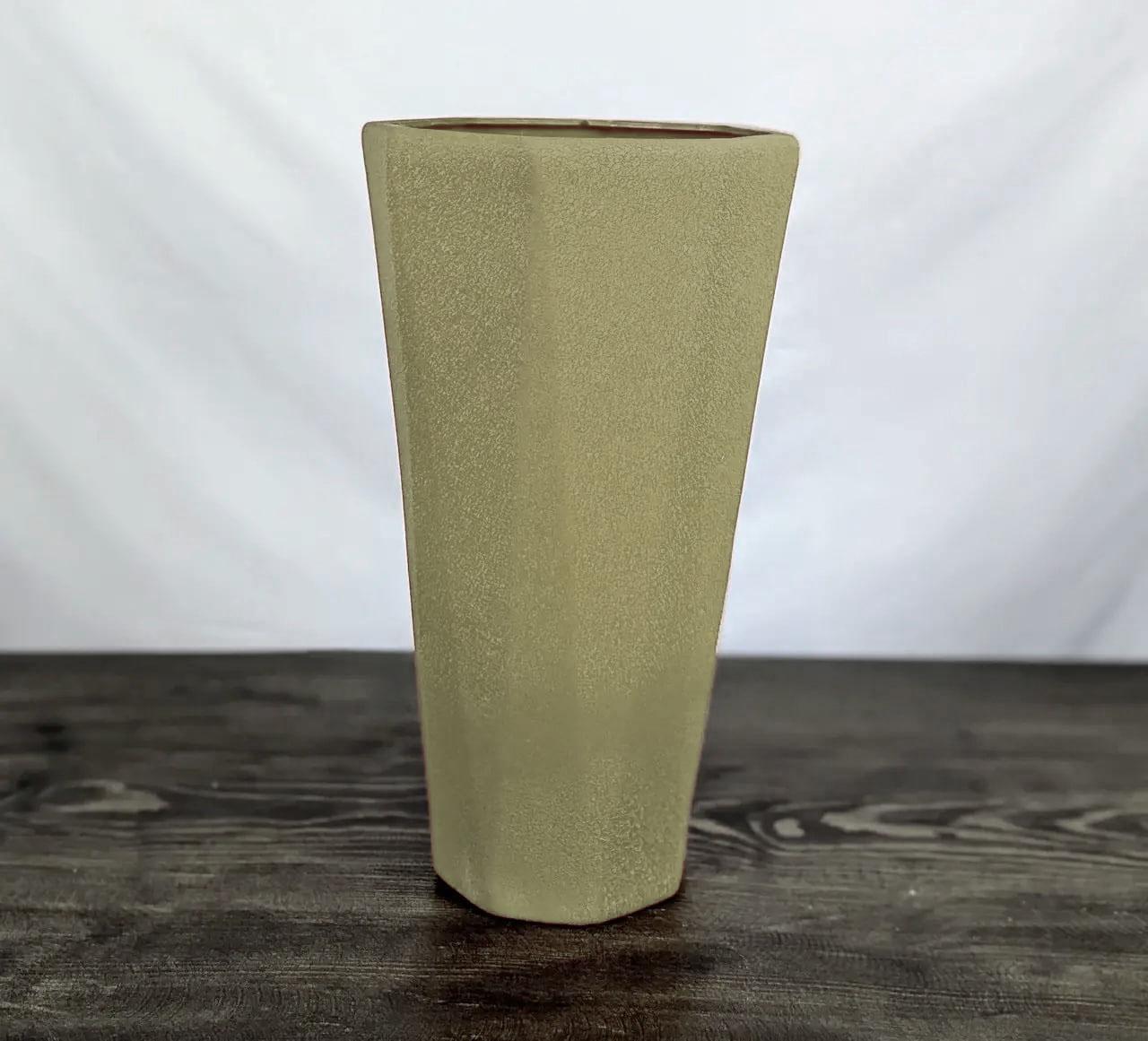 Ваза Nana Ceramics Комета шовк 40 см Бежевий