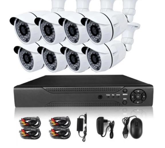 Набор видеонаблюдения AHD HD CCTV 8 камер 1,3 MP без монитора
