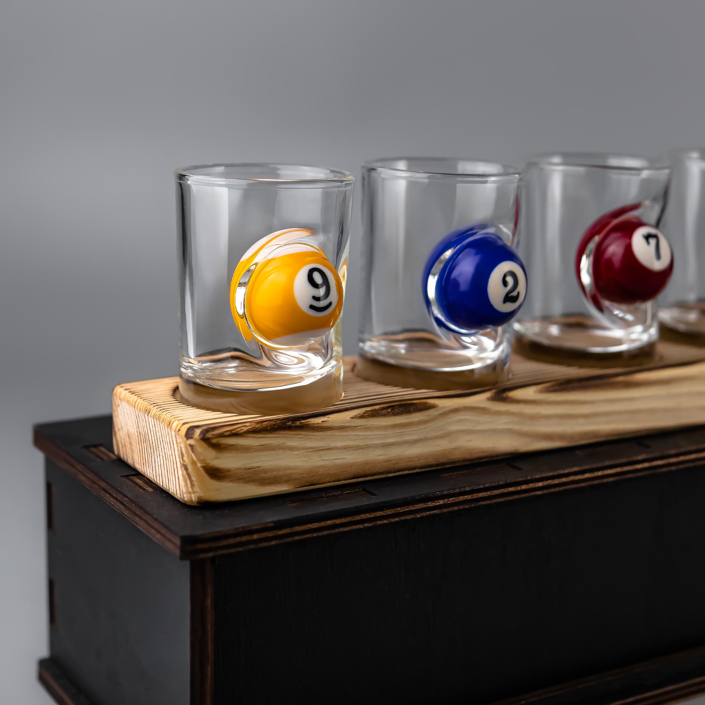 Набор рюмок на подставке Бильярд с упаковкой (24843487)