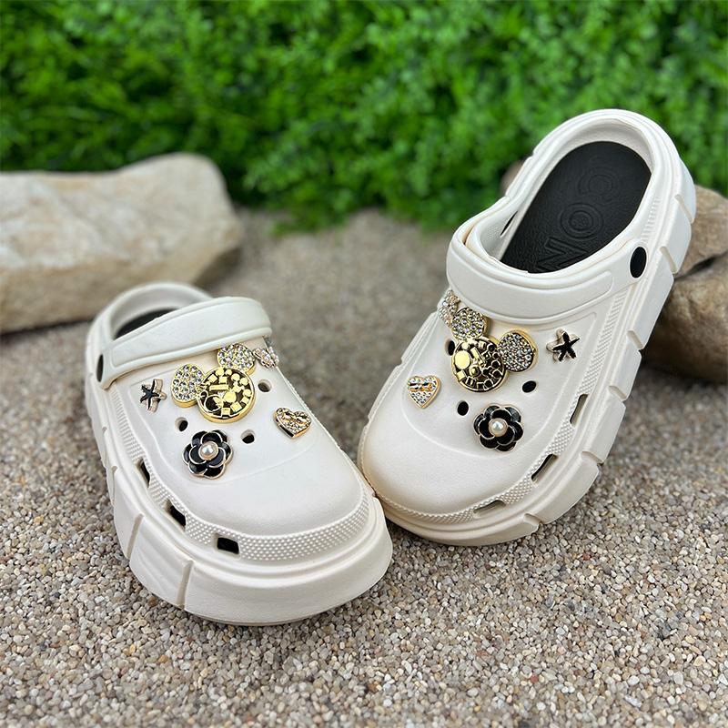 Крокси жіночі Е-0010138-5 на платформі з джибітсами p. 36 22,5-23 см Бежевий (78453796)