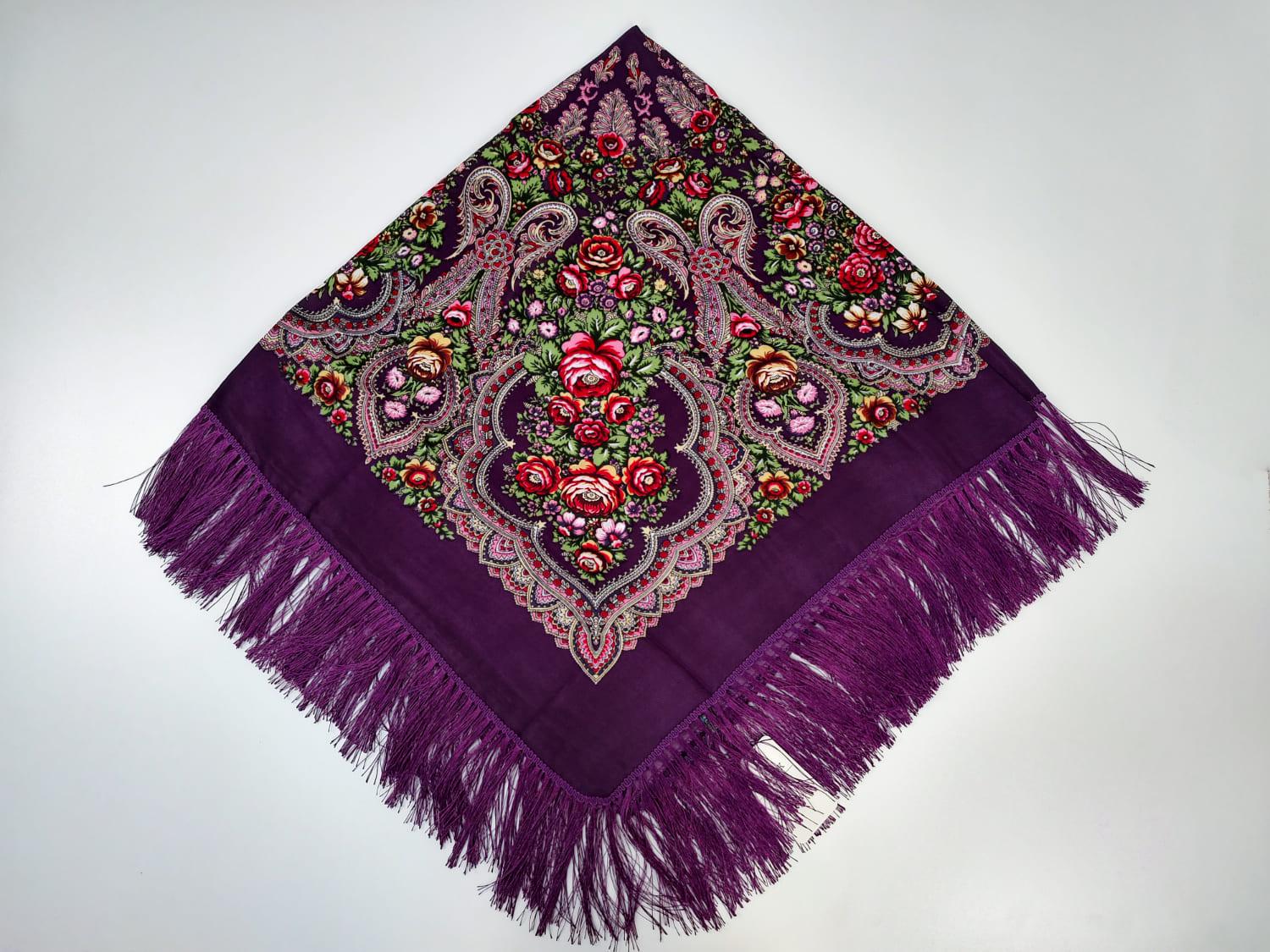 Платок в народном стиле Цветы 120х120 см Фиолетовый М09 (29416908)