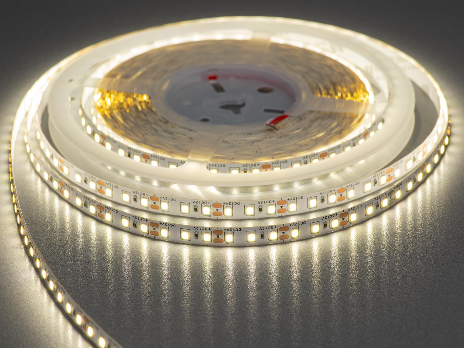 Светодиодная лента 12 В 120 диодов на метр 8 мм. Нейтральный Белый (P12D-2835-120-NW-20-8) - фото 1 Светодиодная лента 12 В 120 диодов на метр 8 мм. Нейтральный Белый (P12D-2835-120-NW-20-8) - фото 1