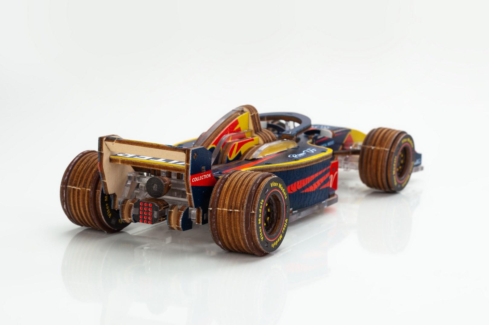 Конструктор деревяный 3D Racer V3 Red Bull 223 детали (Racer V3 Color RB) - фото 6