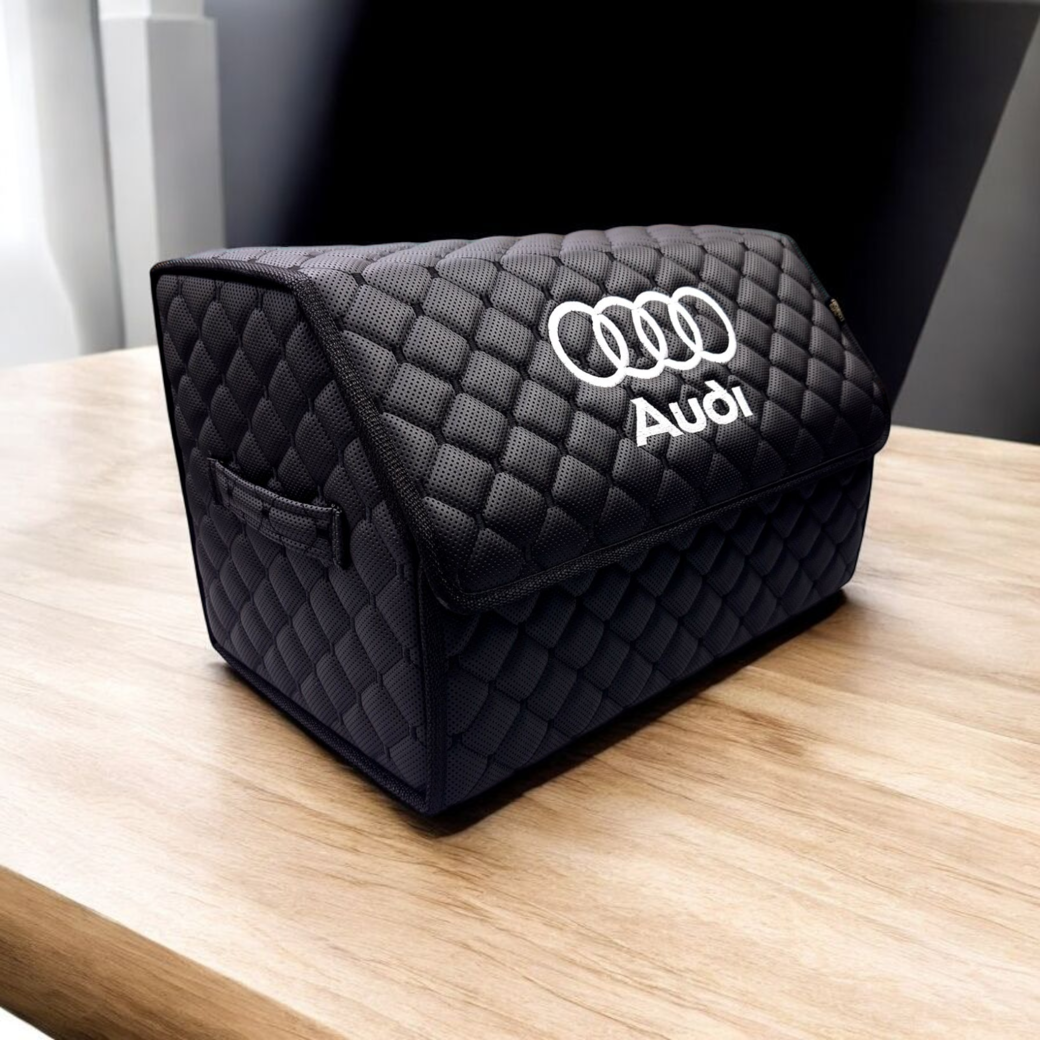 Органайзер в багажник Audi экокожа M 48х30х30 см Черный (BOXBLM-AUDI02) Органайзер в багажник Audi экокожа M 48х30х30 см Черный (BOXBLM-AUDI02)