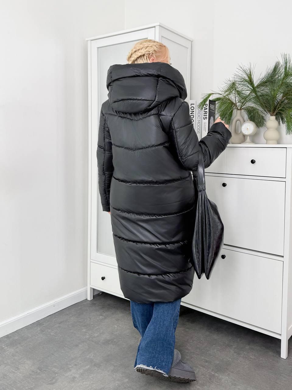 Пуховик жіночий зимовий подовжений до -20°С батал 4XL-5XL Чорний (OV-1099BL-4XL-5XL) - фото 5 Пуховик жіночий зимовий подовжений до -20°С батал 4XL-5XL Чорний (OV-1099BL-4XL-5XL) - фото 5