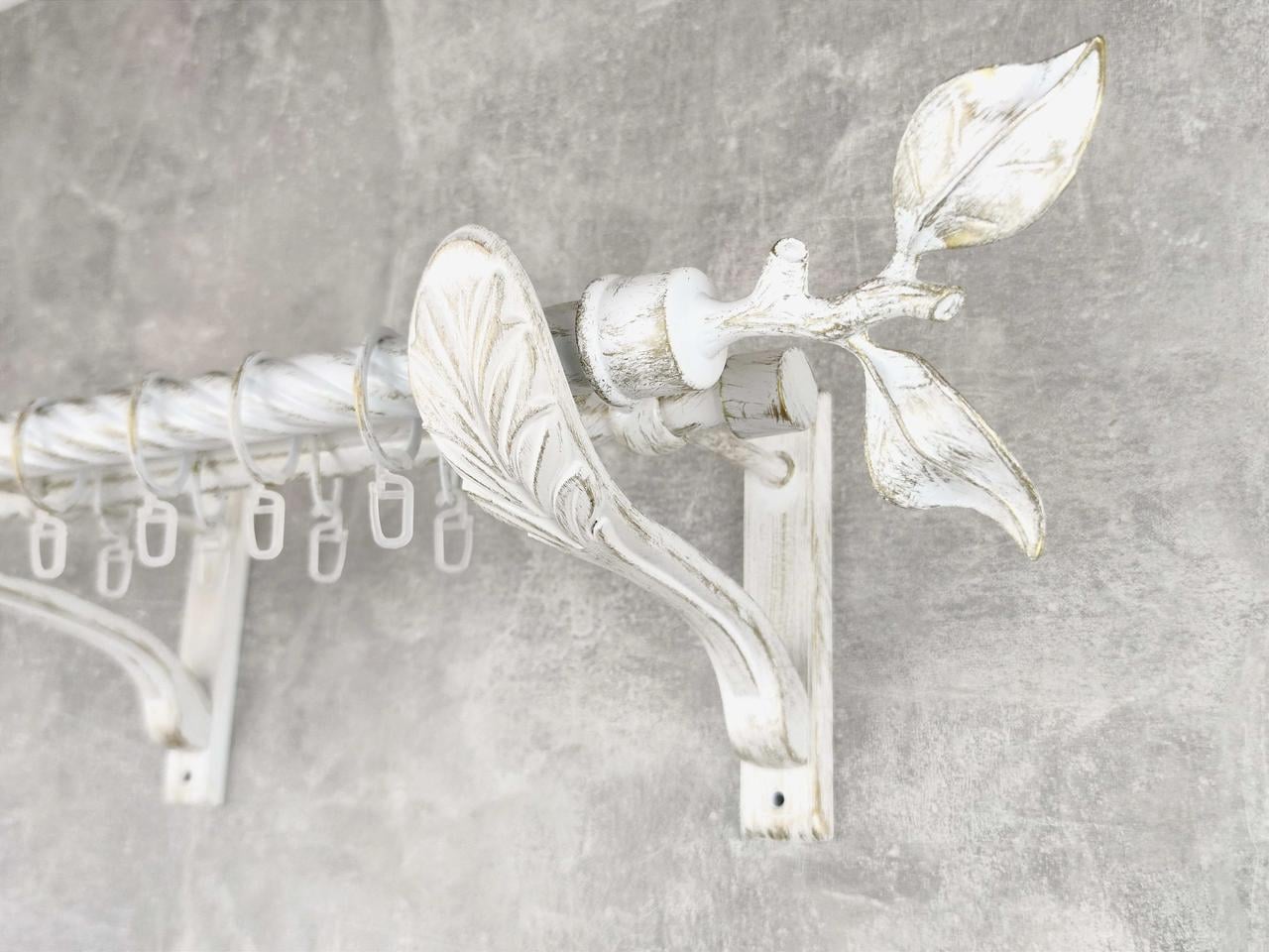 Карниз MStyle металлический для штор двухрядный Листок Розы 25/19 мм крученый 300 см Белое золото