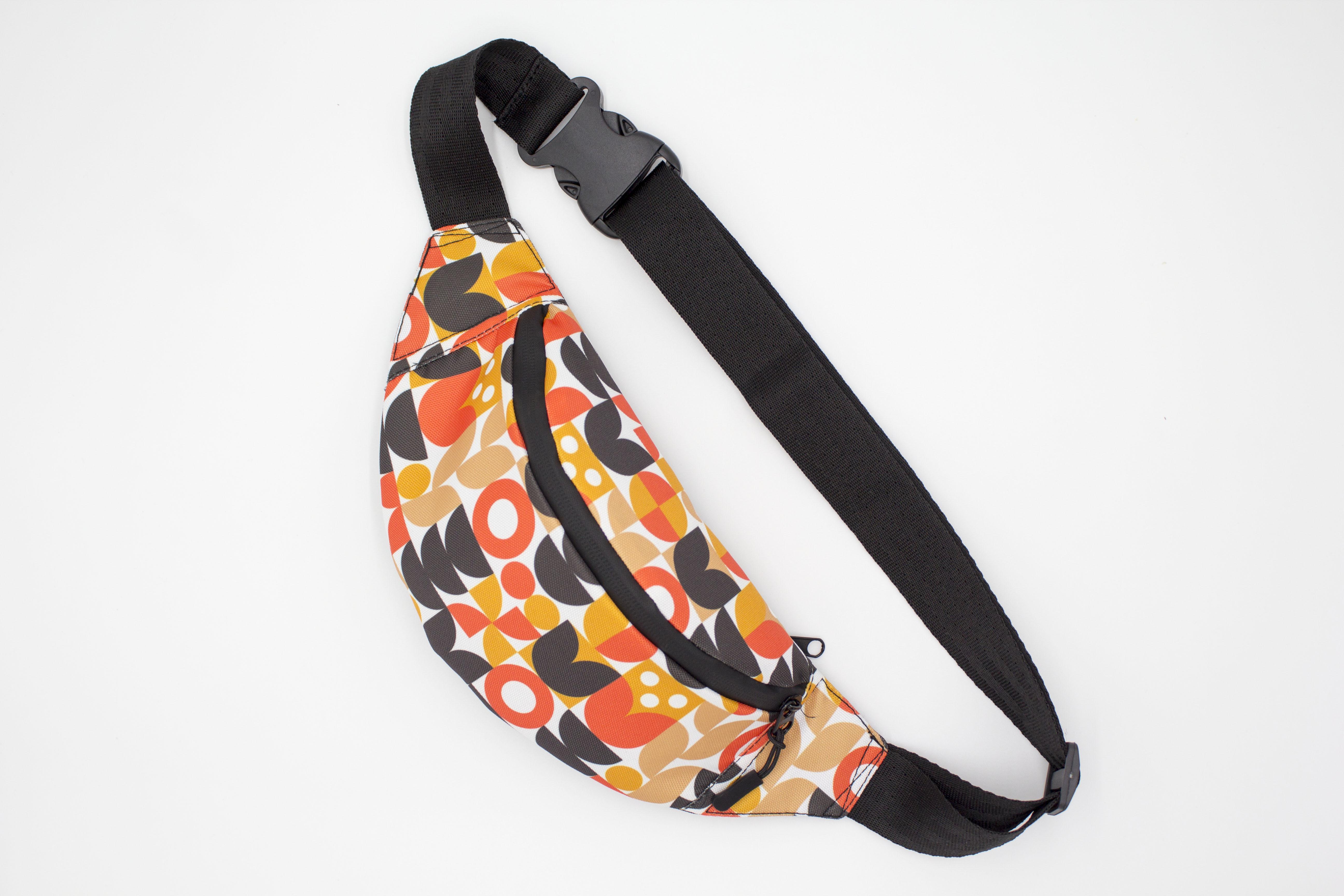 Сумка бананка Квіти Скандинавія (BK-004) - фото 1 Сумка бананка Квіти Скандинавія (BK-004) - фото 1