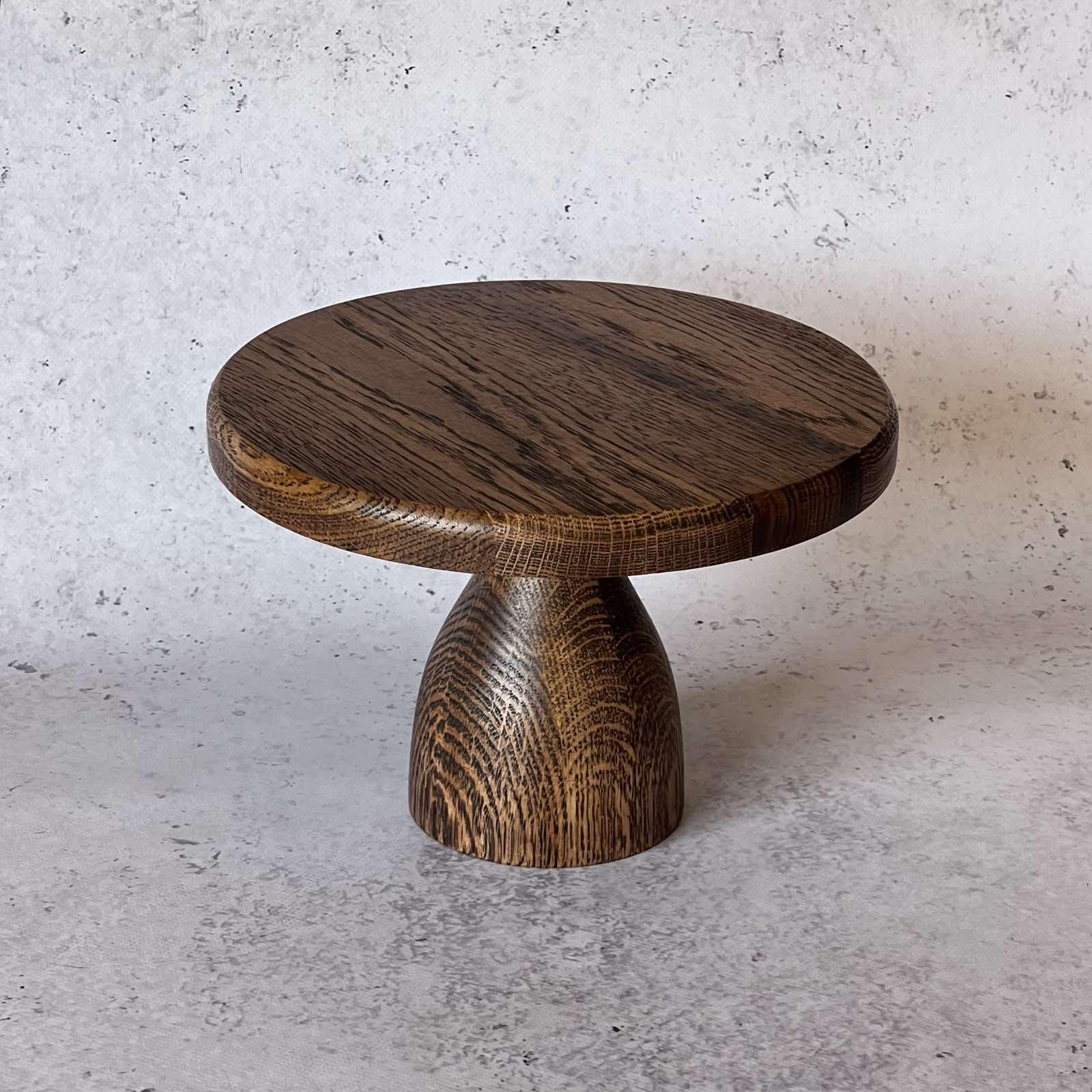 Подставка для торта на ножке из дуба Ø 24 см Венге