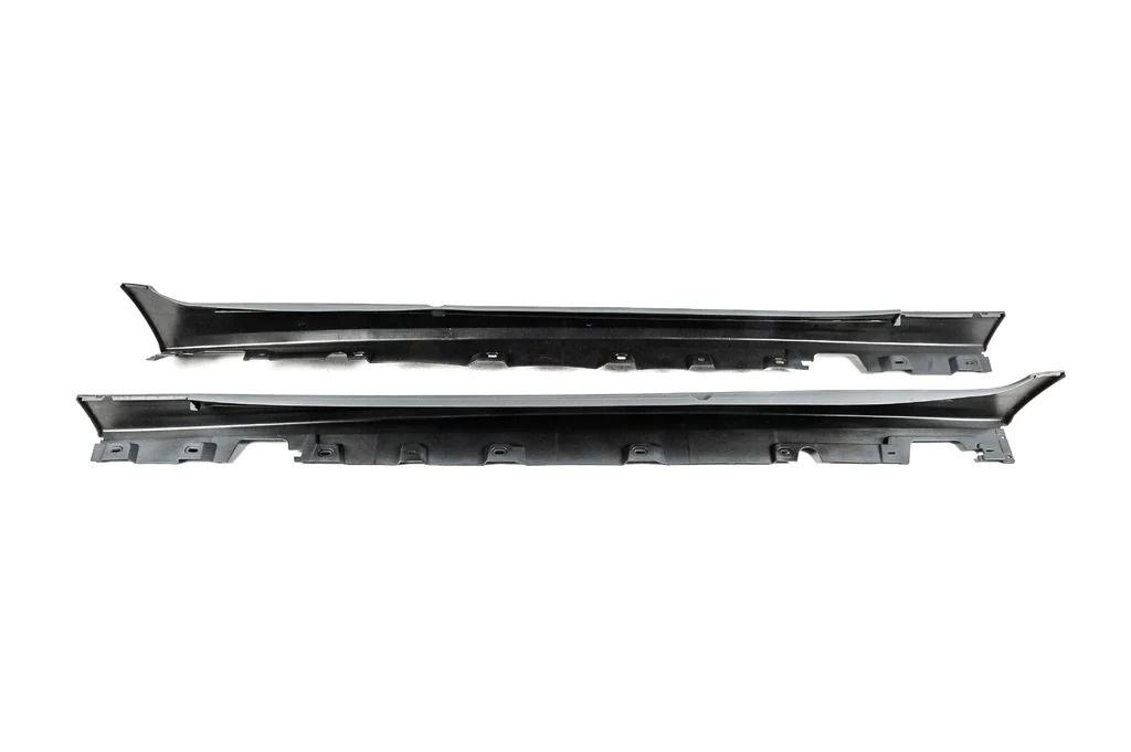 Пороги боковые GBT М-Performance для BMW 5 серия F-10/11/07 2010-2016 гг. пластик под покраску (150867)