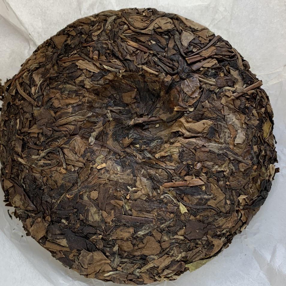 Чай белый Солнечные Альпы аромат финика 2012 год 100 г - фото 4