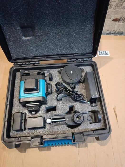 Рівень лазерний Макіта 4D 16 ліній 360° самовирівнюючий з триногами - фото 7 Рівень лазерний Макіта 4D 16 ліній 360° самовирівнюючий з триногами - фото 7