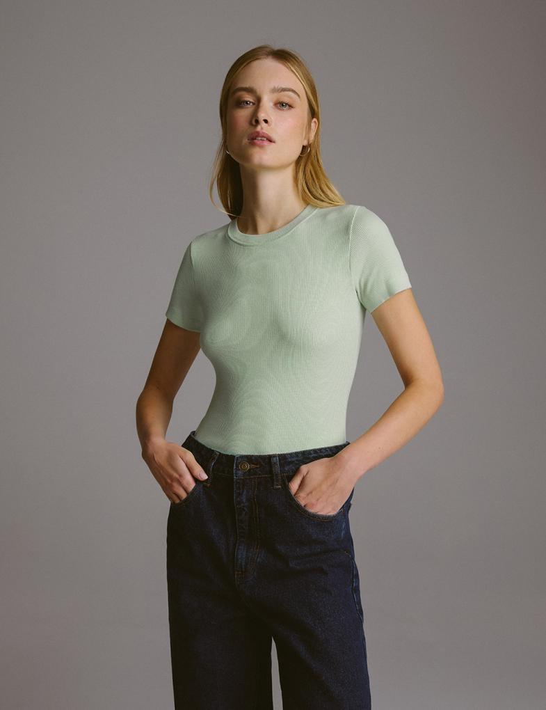 Футболка жіноча Diverse Nadianka III XL Світло-зелений (5905384046987)