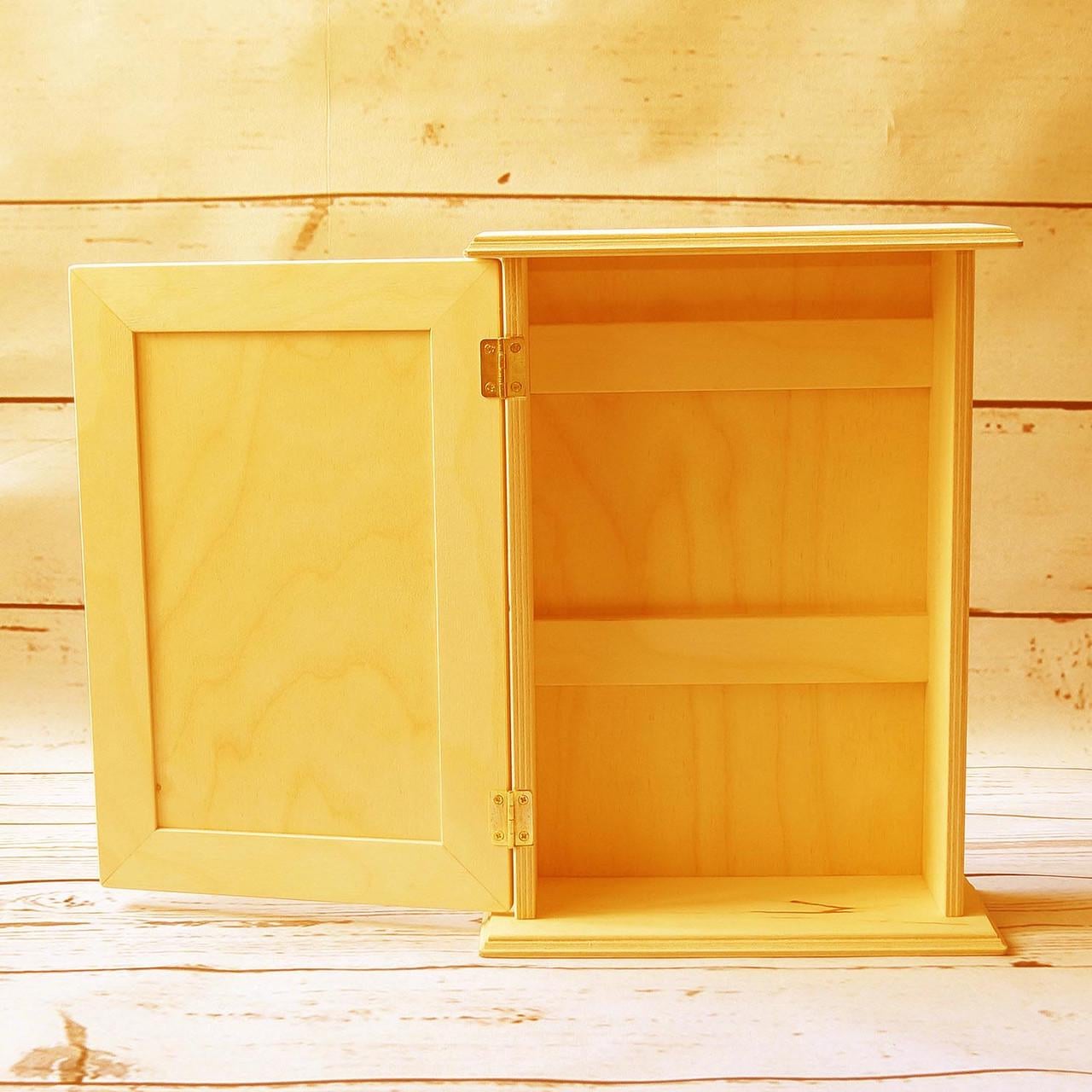 Шкафчик настенный для медикаментов из дерева Рабле Ваниль (АПТ-001102)