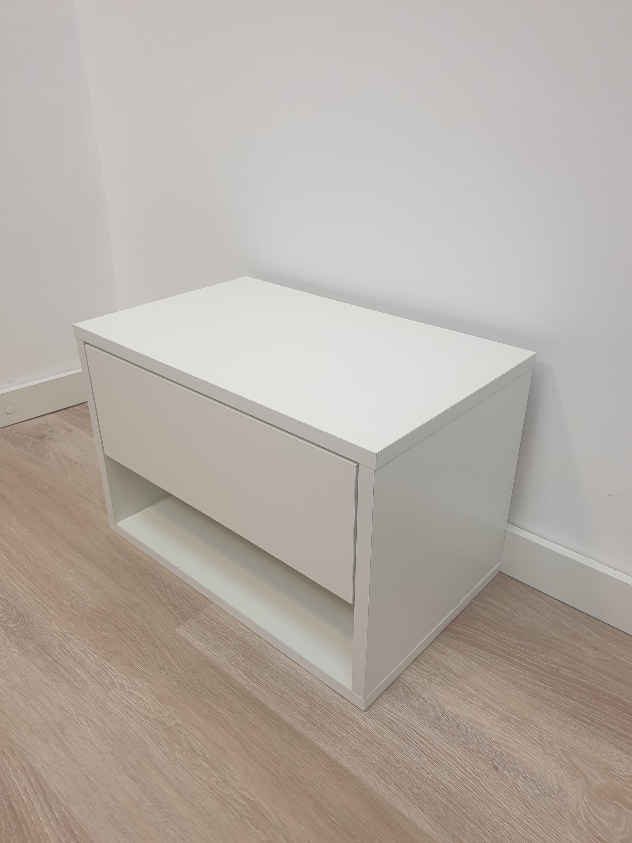 Тумба прикроватная подвесная Fly + 450х280х300 мм Белый - фото 2 Тумба прикроватная подвесная Fly + 450х280х300 мм Белый - фото 2