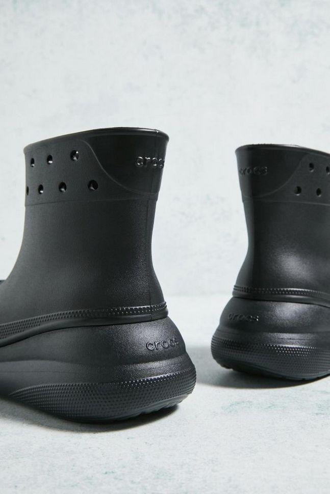 Чоботи жіночі гумові Crocs crush rain boot р. 37 Чорний (14601) - фото 4 Чоботи жіночі гумові Crocs crush rain boot р. 37 Чорний (14601) - фото 4