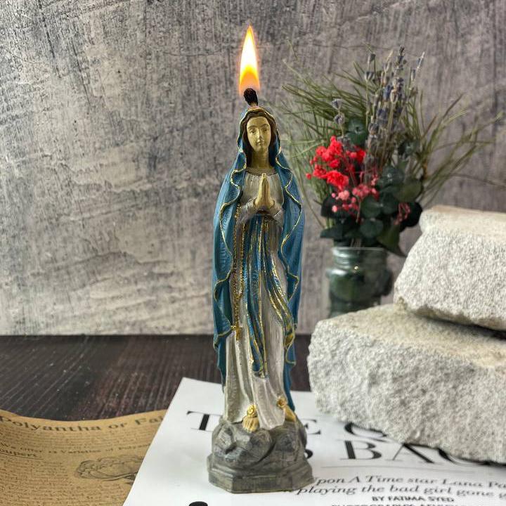 Свеча восковая Покрова Марии (1649)