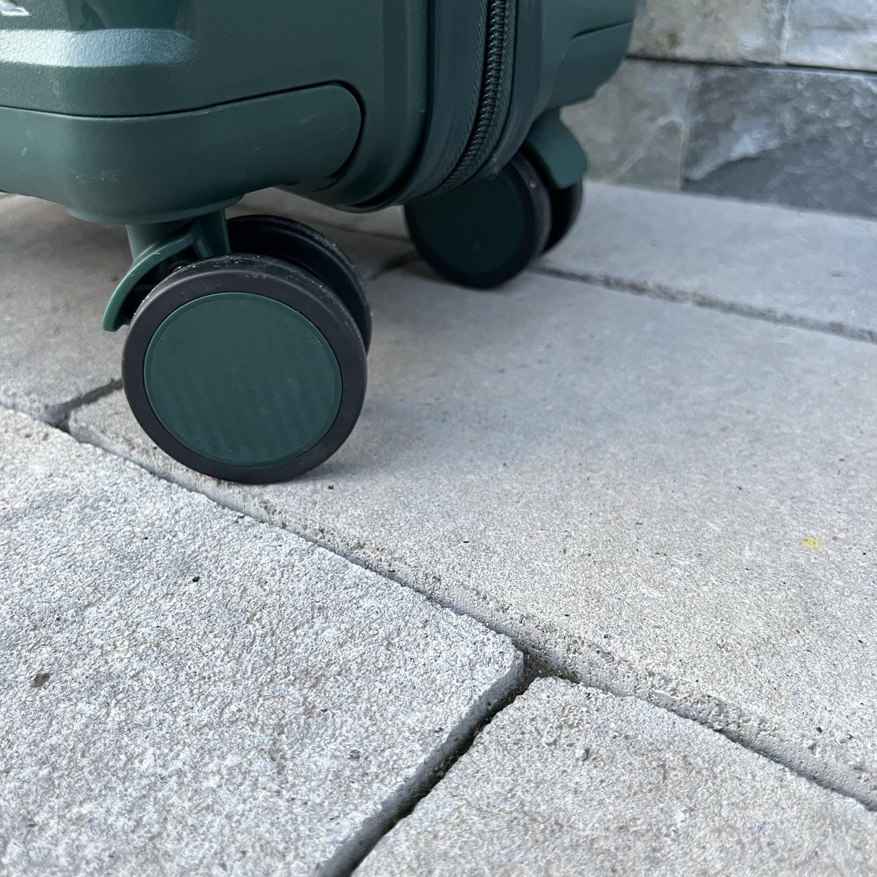 Валіза дорожня мала з поліпропілену Wings DQ181-04 S Зелений - фото 5 Валіза дорожня мала з поліпропілену Wings DQ181-04 S Зелений - фото 5