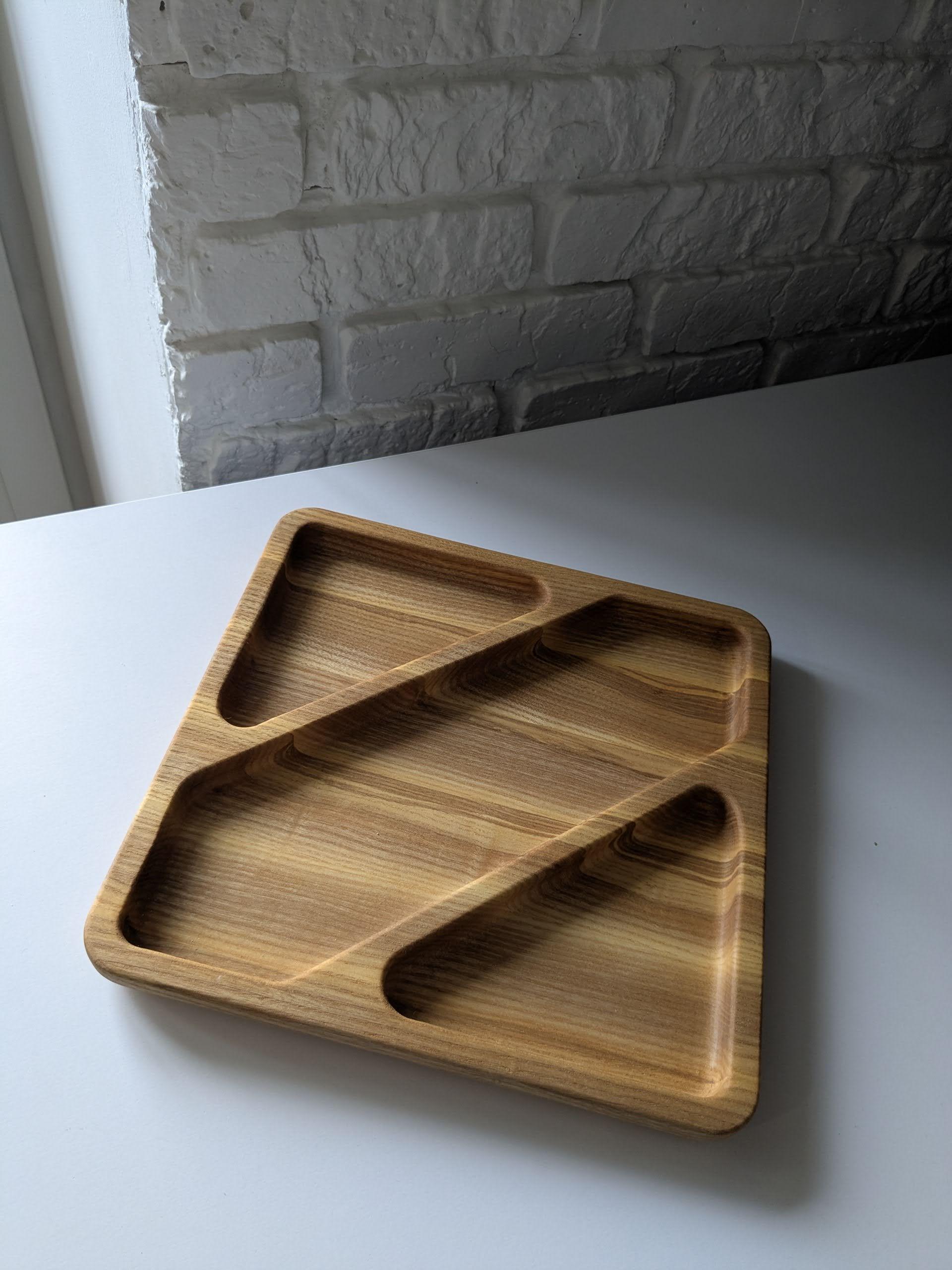 Менажниця квадратна дерев’яна з ясеня 3 діагональні секції (SP-004) - фото 4 Менажниця квадратна дерев’яна з ясеня 3 діагональні секції (SP-004) - фото 4