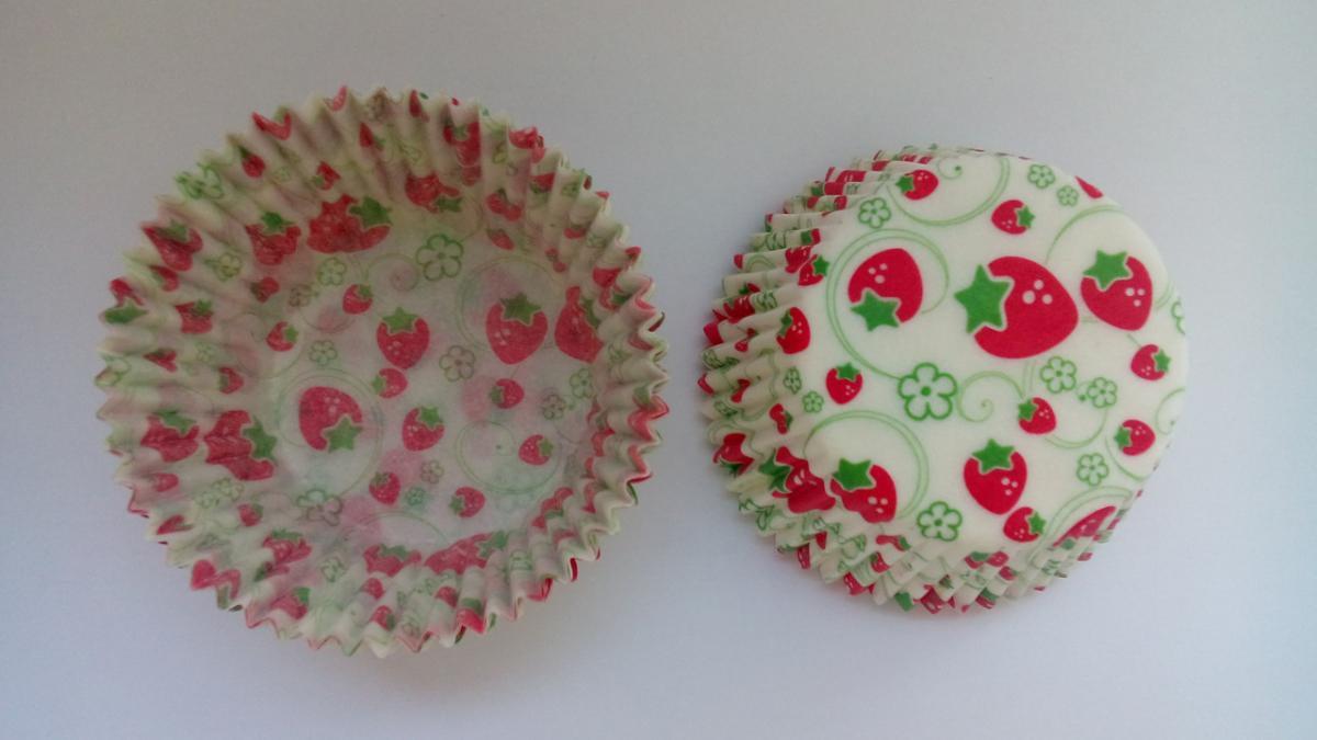 Форма для випічки кексів/капкейків Полуничка паперові (19572375)