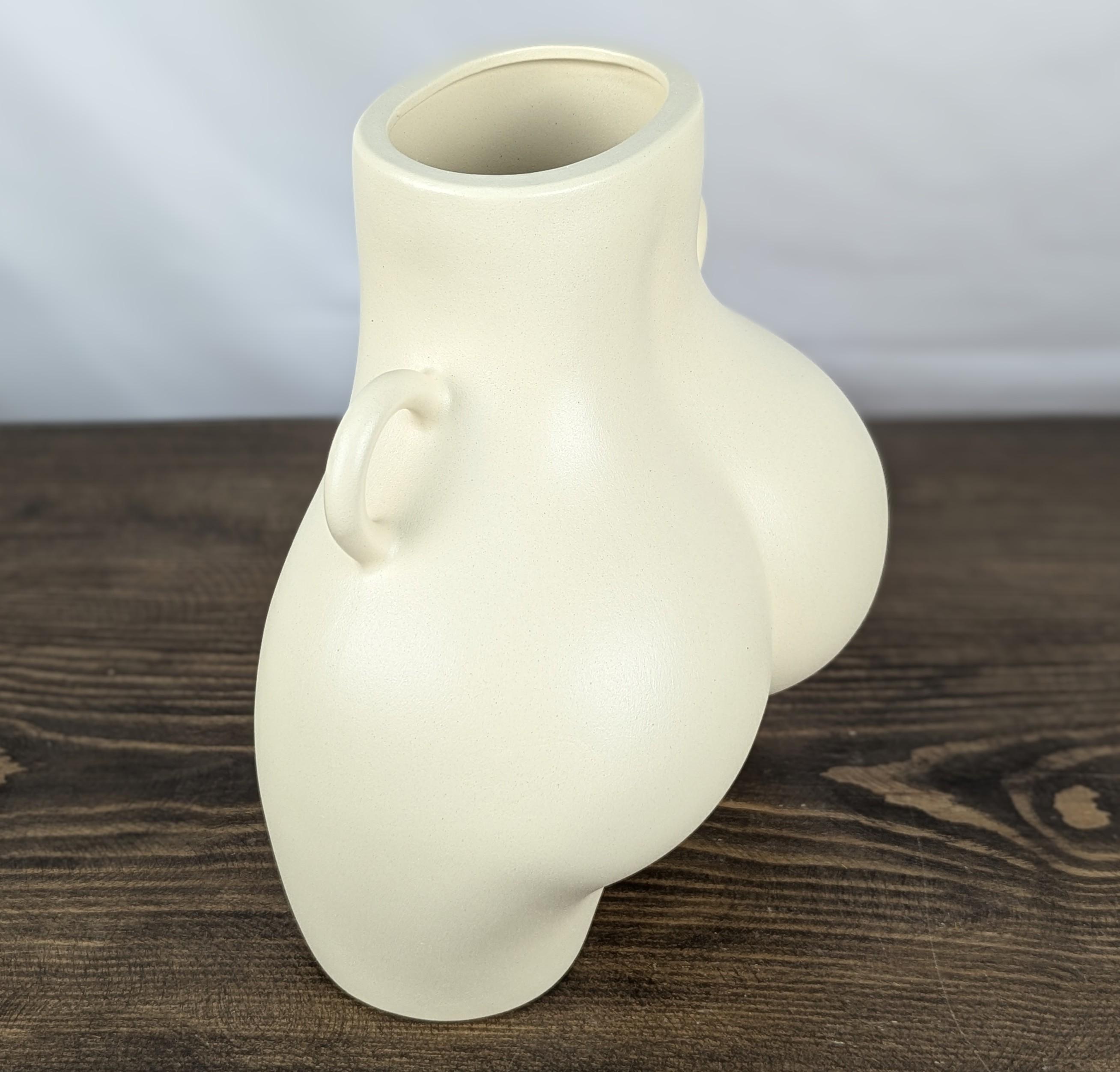 Ваза Nana ceramics Ким 25 см муар Бежевый - фото 2 Ваза Nana ceramics Ким 25 см муар Бежевый - фото 2