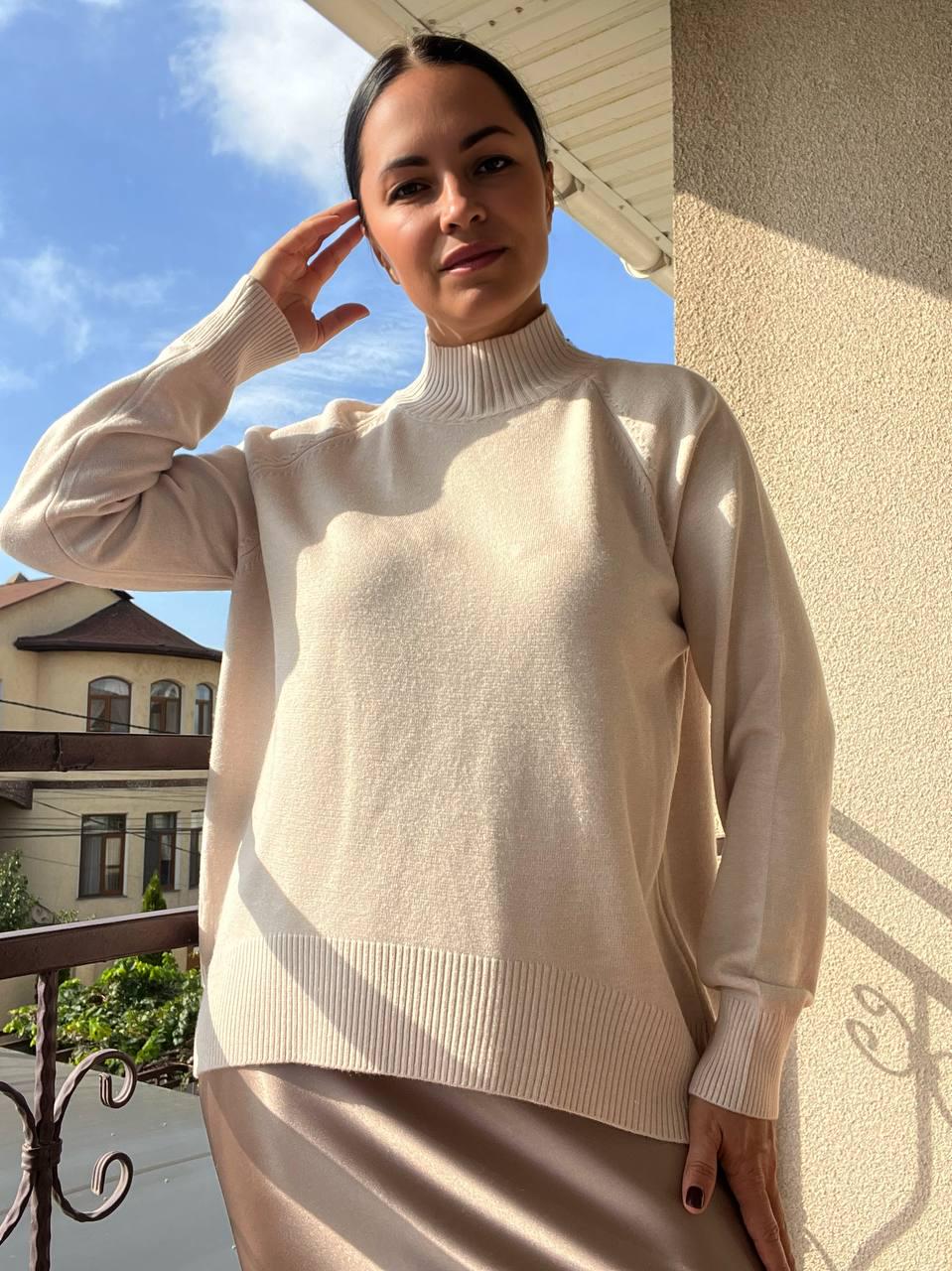 Свитер женский A-N 1066 тонкий широкий высокий воротник OS Бежевый (2753)