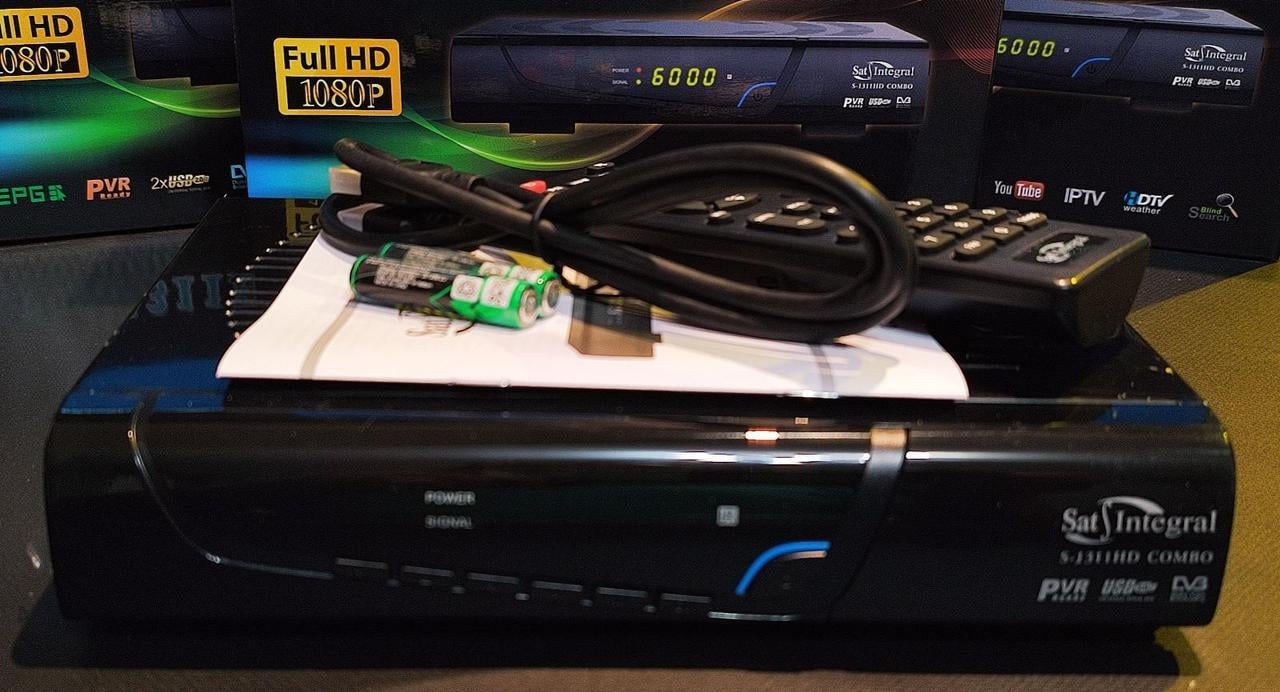 Ресивер Full HD комбинированного типа Sat-Integral S-1311 HD Combo (1456271739) - фото 2 Ресивер Full HD комбинированного типа Sat-Integral S-1311 HD Combo (1456271739) - фото 2