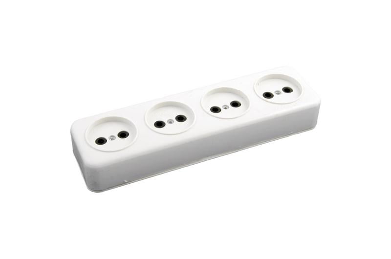 Розетка накладна чотирна Господар (94-0069)