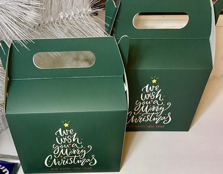 Набір подарунковий новорічний із солодощами (13569760) - фото 2 Набір подарунковий новорічний із солодощами (13569760) - фото 2