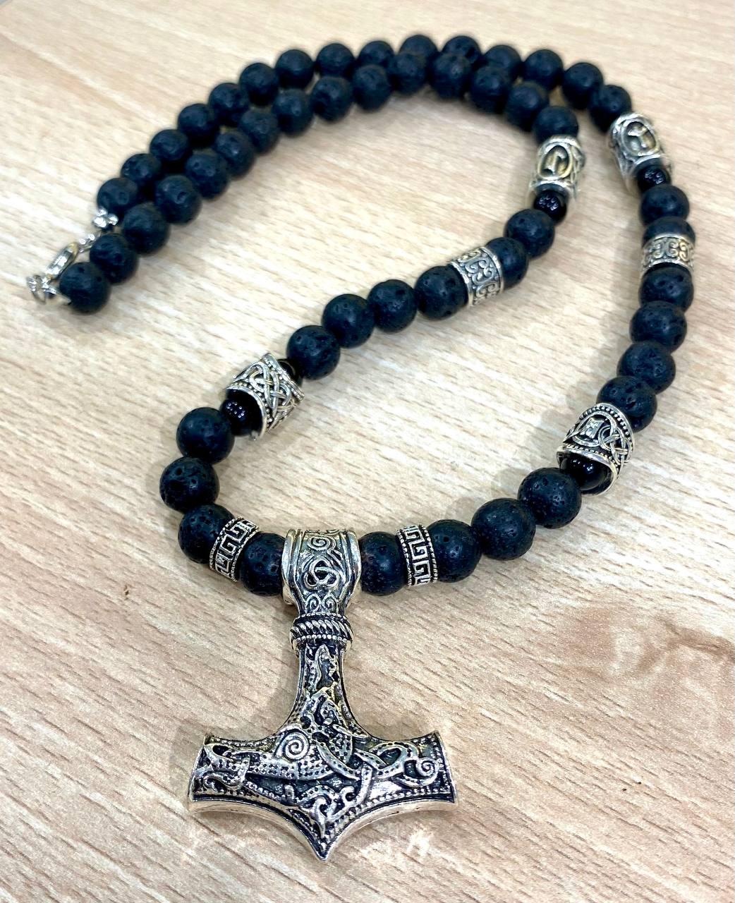 Колье оберег LITAURS из натурального лавового камня с рунами и подвеской молот Тора (250405) - фото 6 Колье оберег LITAURS из натурального лавового камня с рунами и подвеской молот Тора (250405) - фото 6