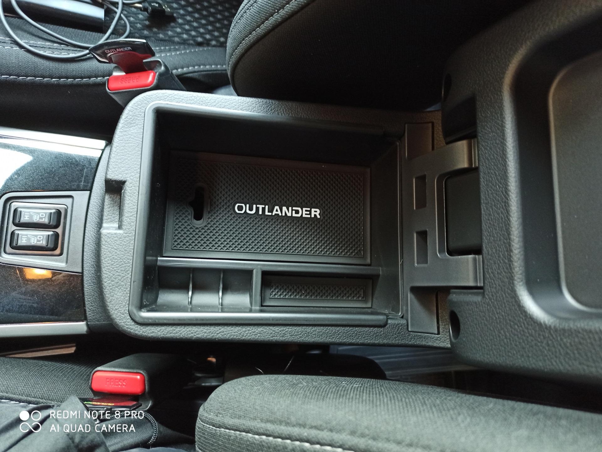 Органайзер в підлокітник Mitsubishi Outlander 3 2018-2021 (27504007) - фото 4