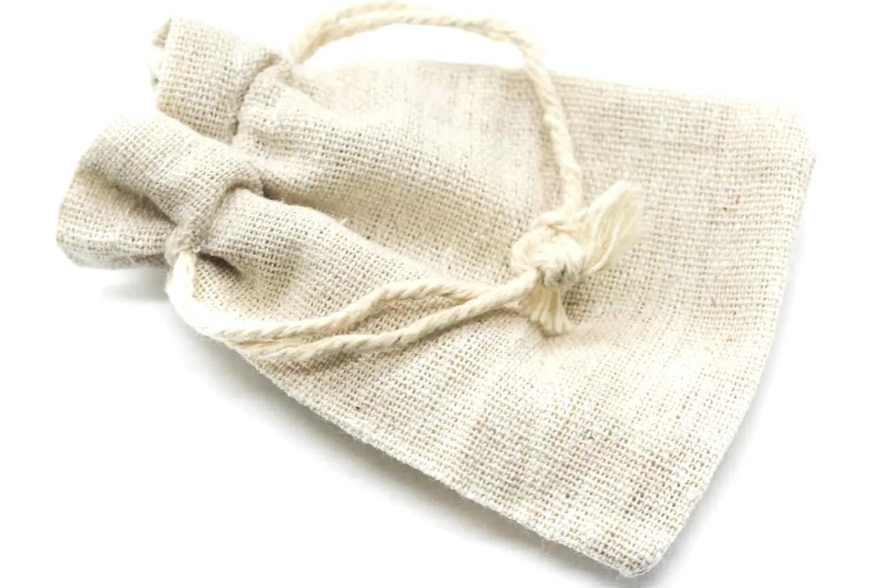 Мешочек подарочный из мешковины 8x10 см 5 мм 1 шт. Бежевый (УМ1008р01) Мешочек подарочный из мешковины 8x10 см 5 мм 1 шт. Бежевый (УМ1008р01)