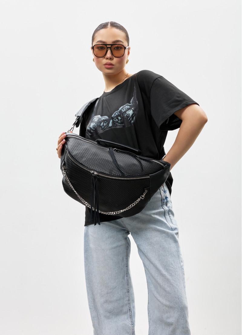Женская сумка бананка Sambag Urban Laptop кожаная 46x26 см Черный (51411101) Женская сумка бананка Sambag Urban Laptop кожаная 46x26 см Черный (51411101)