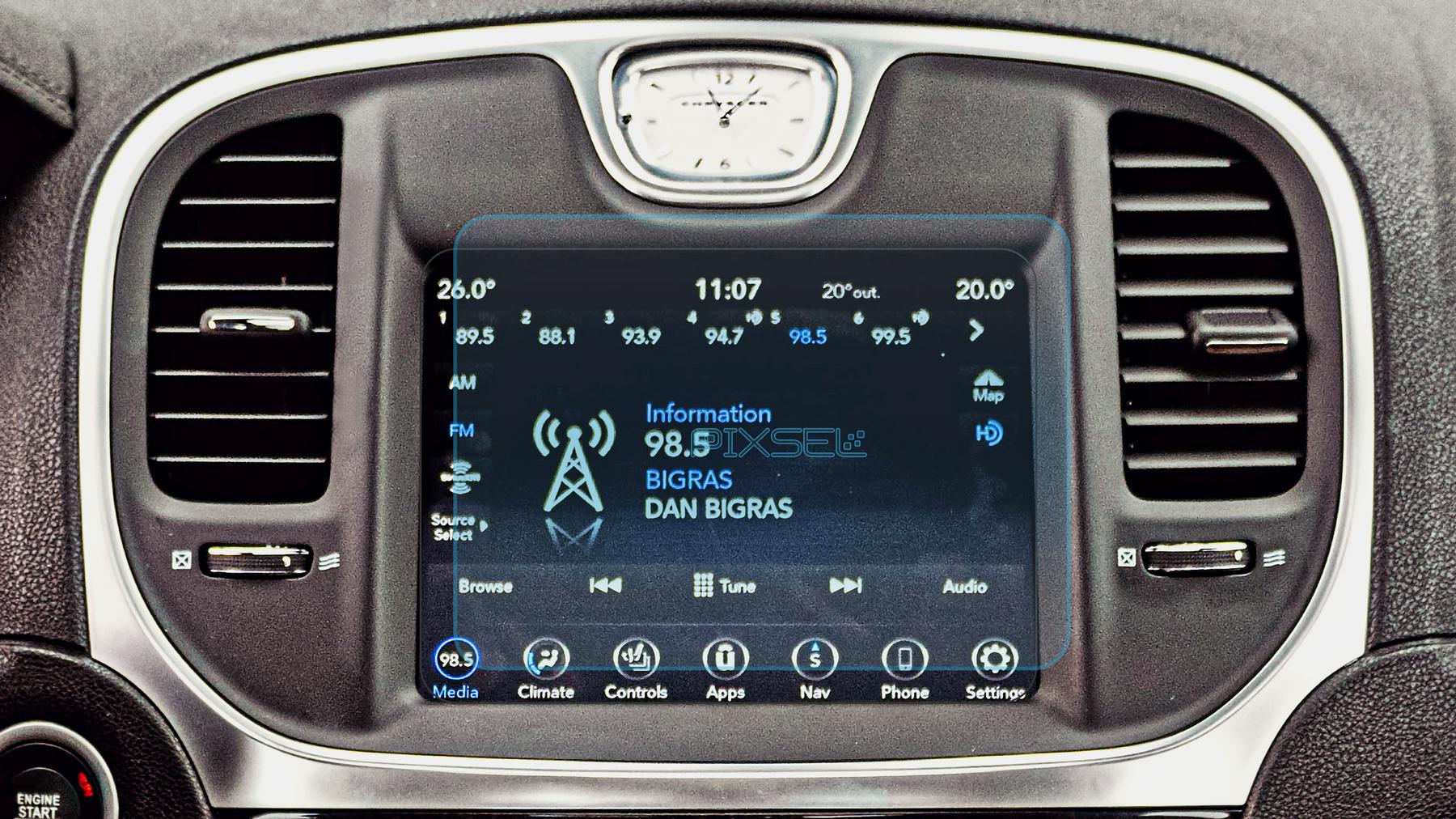 Защитное стекло Pixsel гибридное матовое на монитор Chrysler 300 8,1" 2014