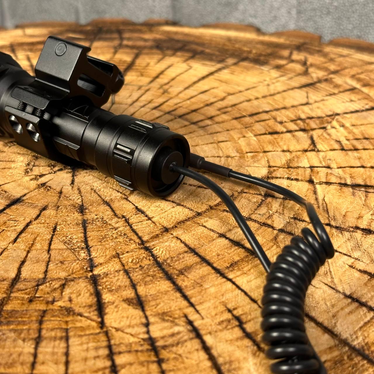 Фонарь подствольный с выносной кнопкой на планку вивера - фото 8 Фонарь подствольный с выносной кнопкой на планку вивера - фото 8