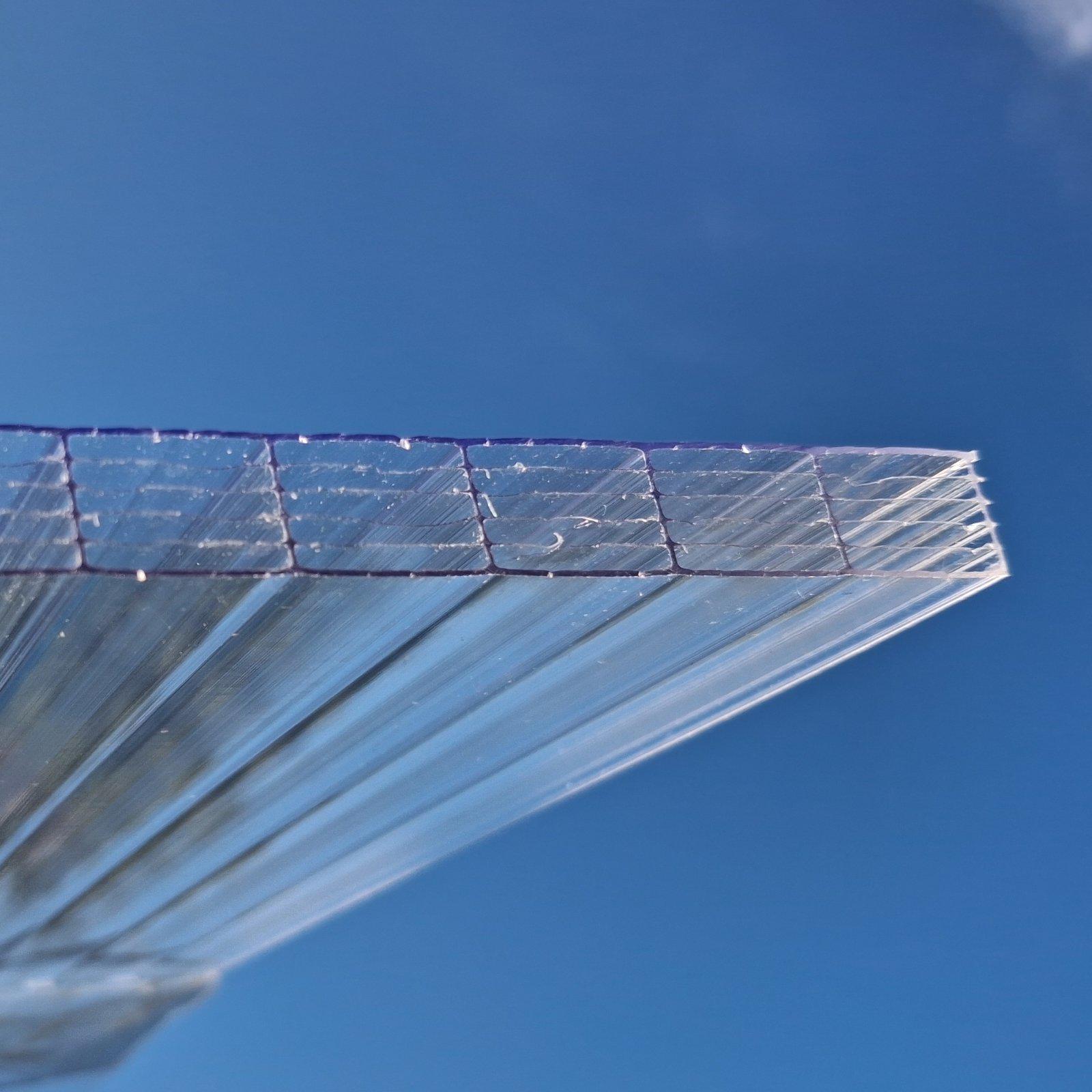 Поликарбонат сотовый BAUGLAS ST LONGLIFE 10 мм 6 энергосберегающий стенок 2100x9000 мм Прозрачный (14277) Поликарбонат сотовый BAUGLAS ST LONGLIFE 10 мм 6 энергосберегающий стенок 2100x9000 мм Прозрачный (14277)