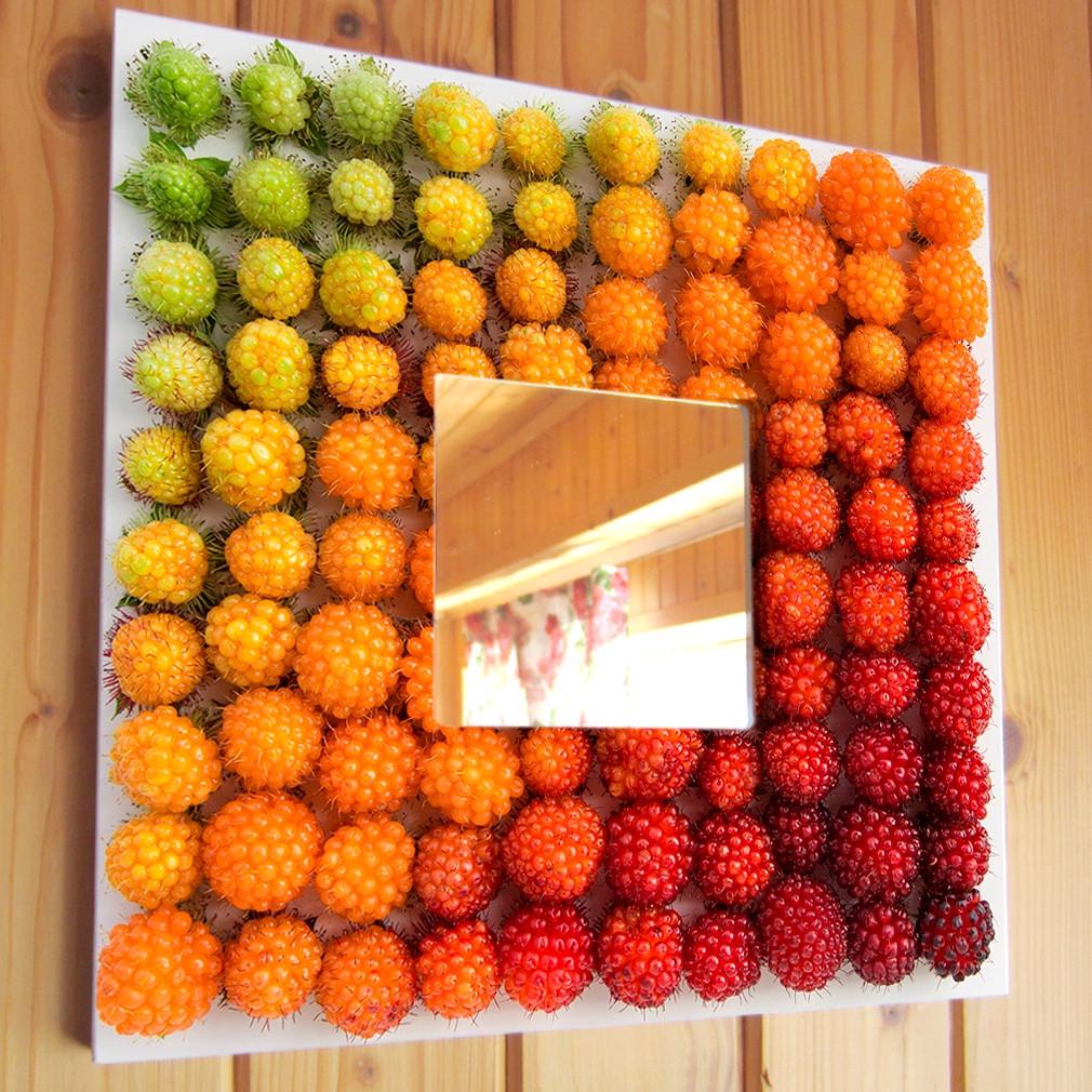 Зеркало декоративное Ягодки 260х260 мм (M00495)