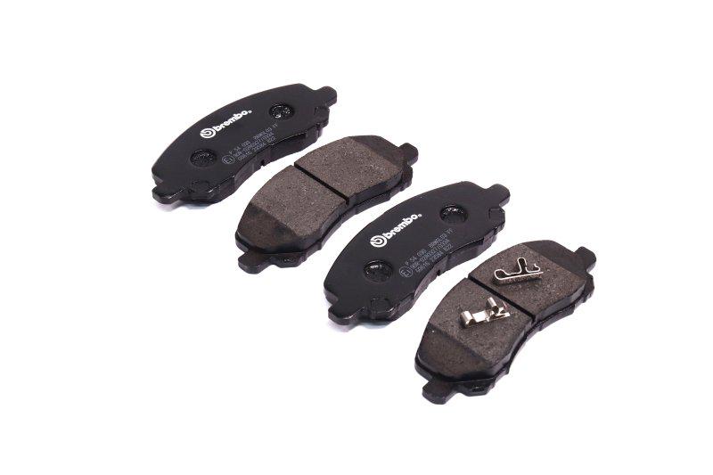 Тормозные колодки дисковые передние Mitsubishi galant 6 ea_ Lancer BREMBO P54030 (P 54 030 BREMBO)