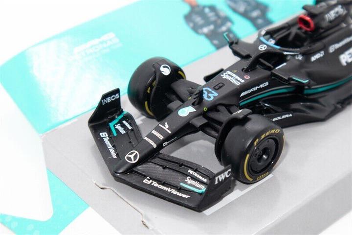 Колекційна модель Bburago Mercedes W14-63 із металу масштаб 1:43 Чорний - фото 4