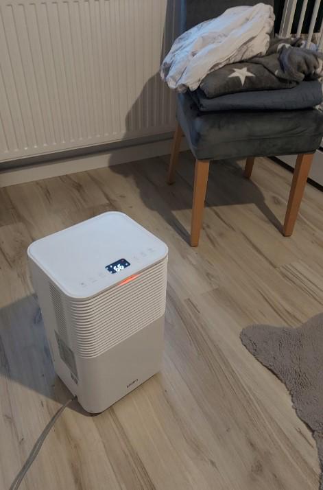 Осушитель воздуха EBERG RICO 12л/24 г/WiFi /таймер/гигростат - фото 10 Осушитель воздуха EBERG RICO 12л/24 г/WiFi /таймер/гигростат - фото 10