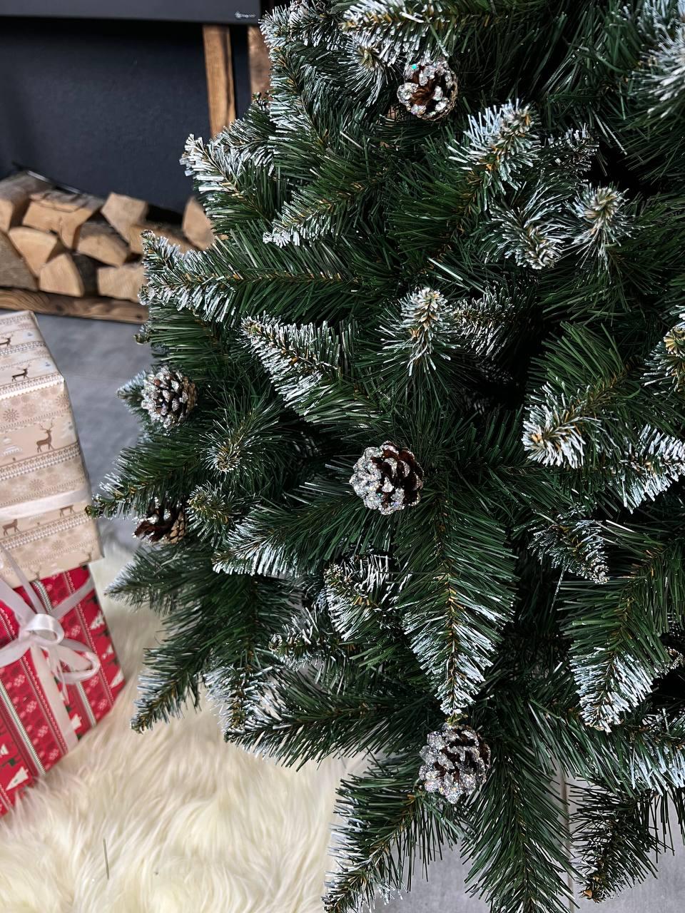 Штучна ялинка засніжена Елітна з шишками 1,3 м Зелений (YNK08164) - фото 5 Штучна ялинка засніжена Елітна з шишками 1,3 м Зелений (YNK08164) - фото 5