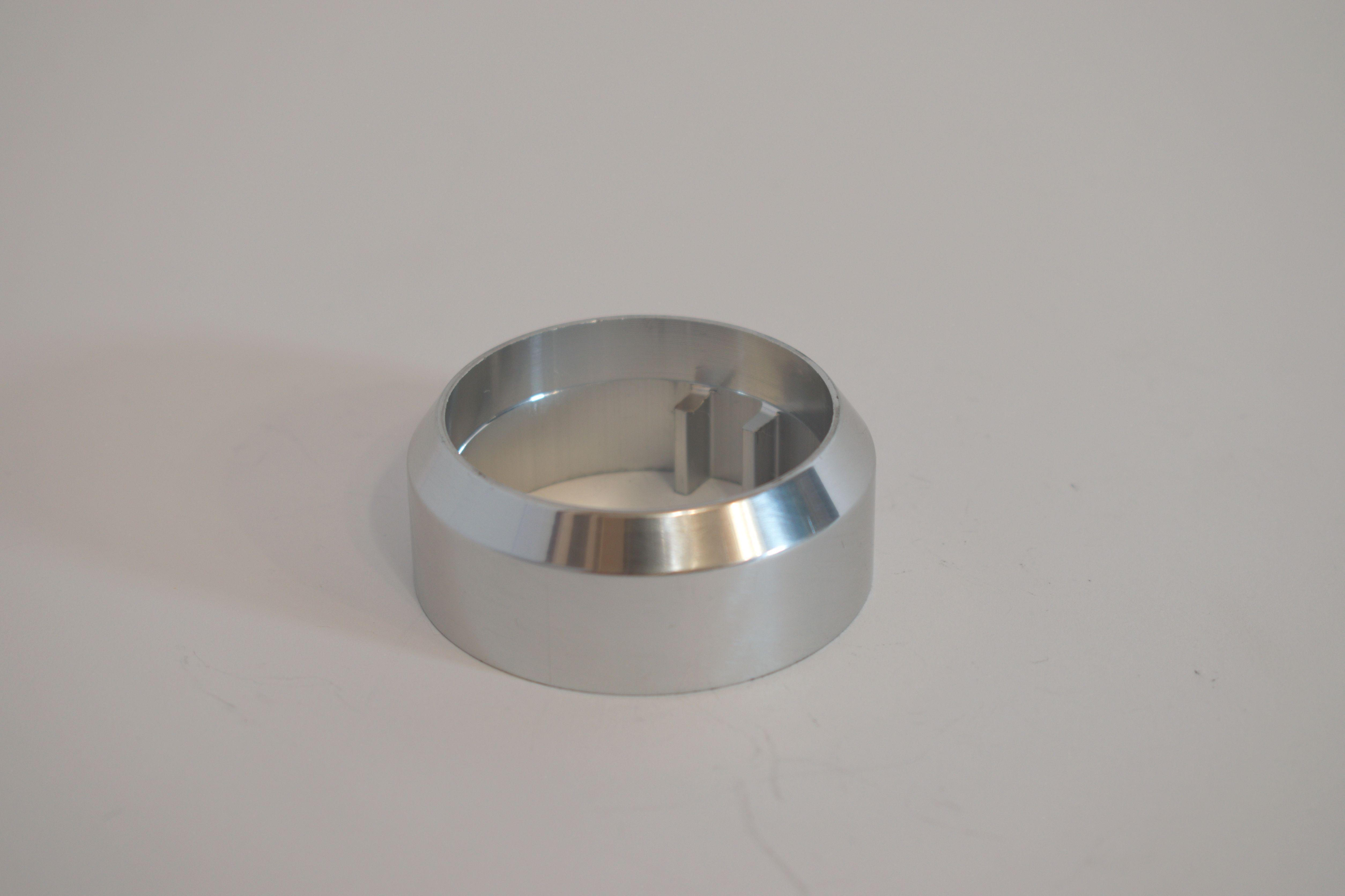 Фланець стійки до алюміниєвих поручнів тип коло Срібний (10731с)