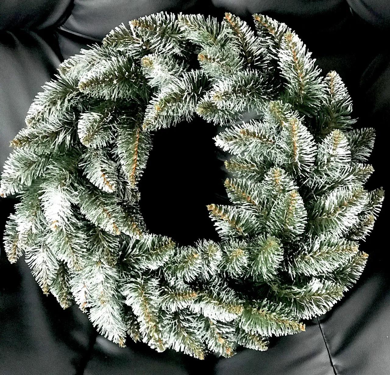 Вінок новорічний Elegant з білими кінчиками 50 см (322/50/GW) - фото 2